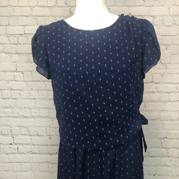 VINTAGE navy blue short sleeve dress - Picture 2 of 7